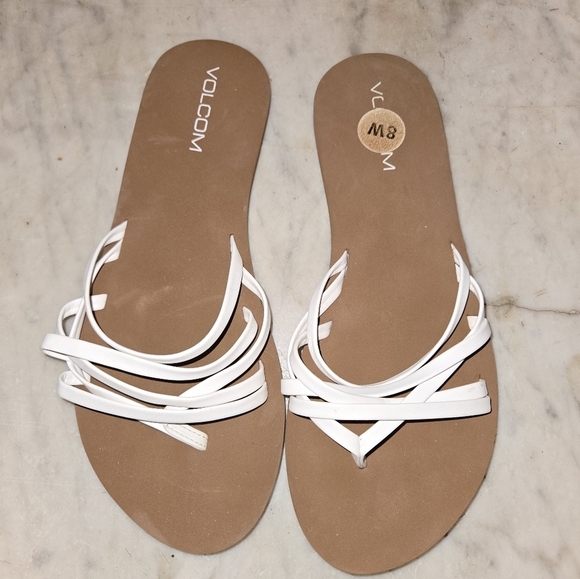 Volcom Slippers - Picture 1 of 3